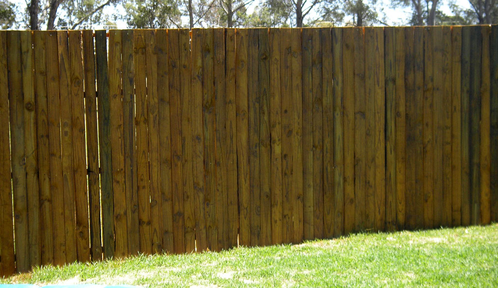 split pole fencing